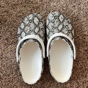 Snakeskin Print Crocs